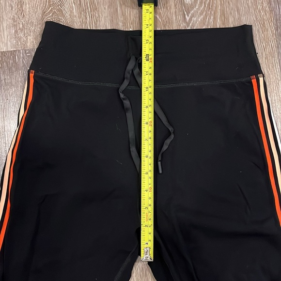 Sarah’s Day Rally Leggings - Picture 8 of 9